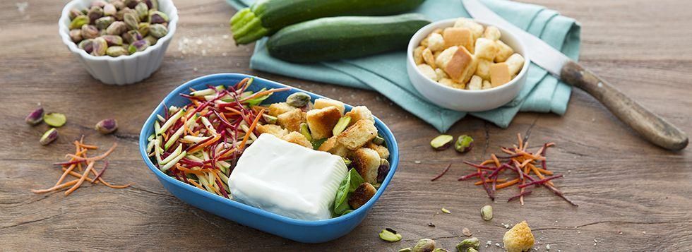 SCHISCETTA FASHION: Certosino, crostini integrali e insalata colorata