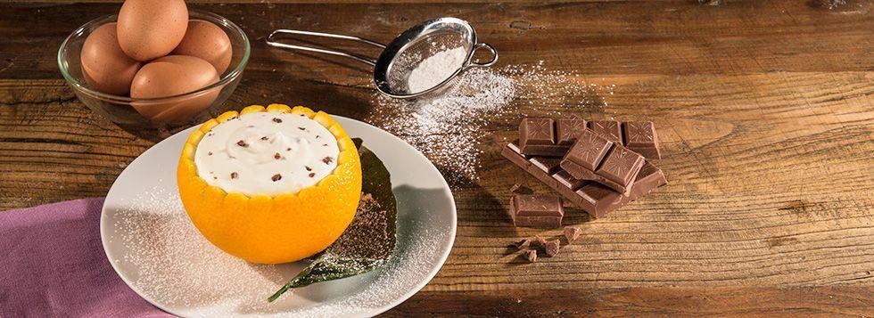 Crema al mascarpone senza lattosio nell'arancia 