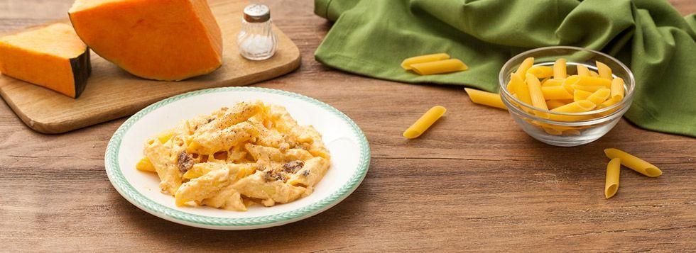 Pasta zucca e salsiccia