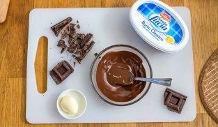 sciogliere il cioccolato fondente con burro sciogliere il cioccolato fondente con burro
