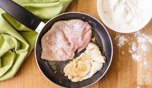 dorare in padella le scaloppine dorare in padella le scaloppine