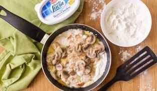 aggiungere i funghi alle scaloppine aggiungere i funghi alle scaloppine