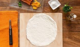 Tonda con Mozzarella la Leggera e bottarga di muggine