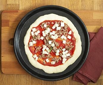 Pizza con salsiccia Pizza con salsiccia
