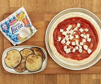 Pizza parmigiana Pizza parmigiana