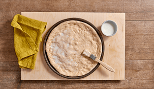 Pizza con farina di farro preparazione 3 Pizza con farina di farro preparazione 3