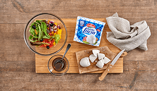 Prendete la Mozzarella Santa Lucia e tagliatela Prendete la Mozzarella Santa Lucia e tagliatela