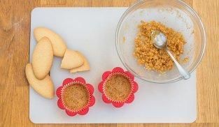 dividere il composto in stampini da muffin dividere il composto in stampini da muffin