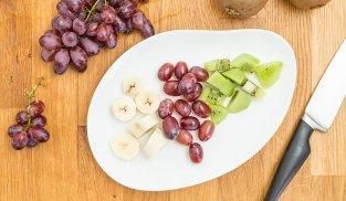 tagliare la restante frutta a rondelle tagliare la restante frutta a rondelle