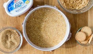 stendere i biscotti in una teglia stendere i biscotti in una teglia