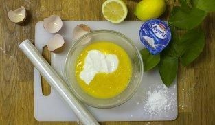 unire alla crema oramai fredda lo yogurt unire alla crema oramai fredda lo yogurt