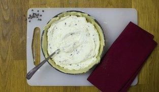 versare nella teglia la crema versare nella teglia la crema