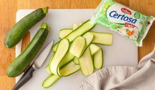tagliare a fettine sottili le zucchine tagliare a fettine sottili le zucchine