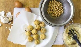 friggere le polpette di ceci friggere le polpette di ceci