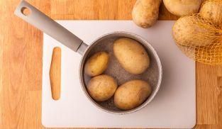 bollire le patate con la buccia bollire le patate con la buccia
