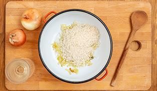 Risotto con zafferano e gorgonzola Risotto con zafferano e gorgonzola