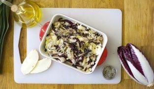 servire il radicchio al forno ben caldo servire il radicchio al forno ben caldo