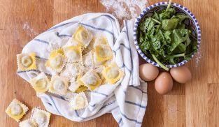 realizzare i ravioli con ricotta e spinaci realizzare i ravioli con ricotta e spinaci
