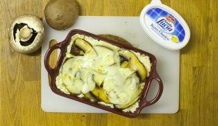 servire il risotto ai funghi freschi dopo averlo fatto riposare servire il risotto ai funghi freschi dopo averlo fatto riposare