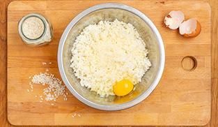 lavoratelo con uovo burro e parmigiano lavoratelo con uovo burro e parmigiano