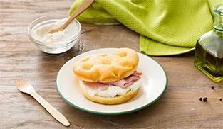 farcire con prosciutto e certosa la focaccia senza lievito farcire con prosciutto e certosa la focaccia senza lievito