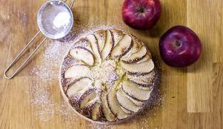 torta di mele con zucchero a velo torta di mele con zucchero a velo
