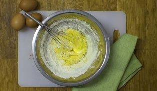 montare le uova con lo zucchero montare le uova con lo zucchero