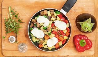 verdure in padella con la mozzarella verdure in padella con la mozzarella