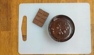 sciogliere il cioccolato con il burro sciogliere il cioccolato con il burro