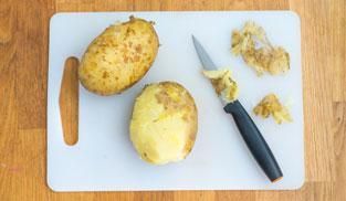 pelare le patate pelare le patate