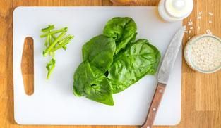 pulire gli spinaci pulire gli spinaci