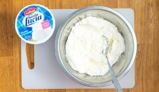 lavorare la ricotta, il caprino e il formaggio fresco spalmabile lavorare la ricotta, il caprino e il formaggio fresco spalmabile
