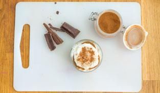 spolverizzare il tiramisù light con la cannella spolverizzare il tiramisù light con la cannella