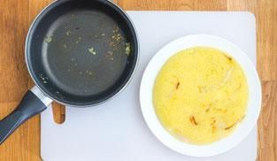 girare la torta di patate girare la torta di patate