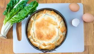 servire la torta pasqualina tiepida servire la torta pasqualina tiepida