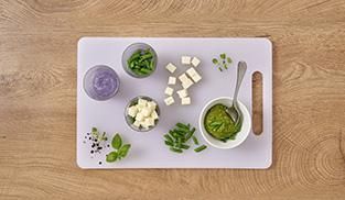 BICCHIERINO CON SPUMA PATATE, FAGIOLINI, PESTO DI PRÀ E BEL PAESE BICCHIERINO CON SPUMA PATATE, FAGIOLINI, PESTO DI PRÀ E BEL PAESE
