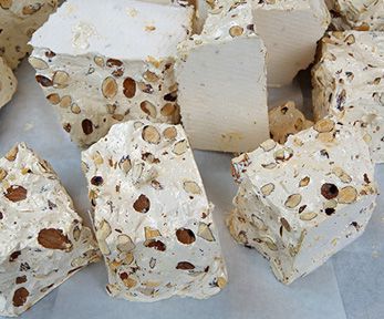 Come fare il torrone di noci Come fare il torrone di noci
